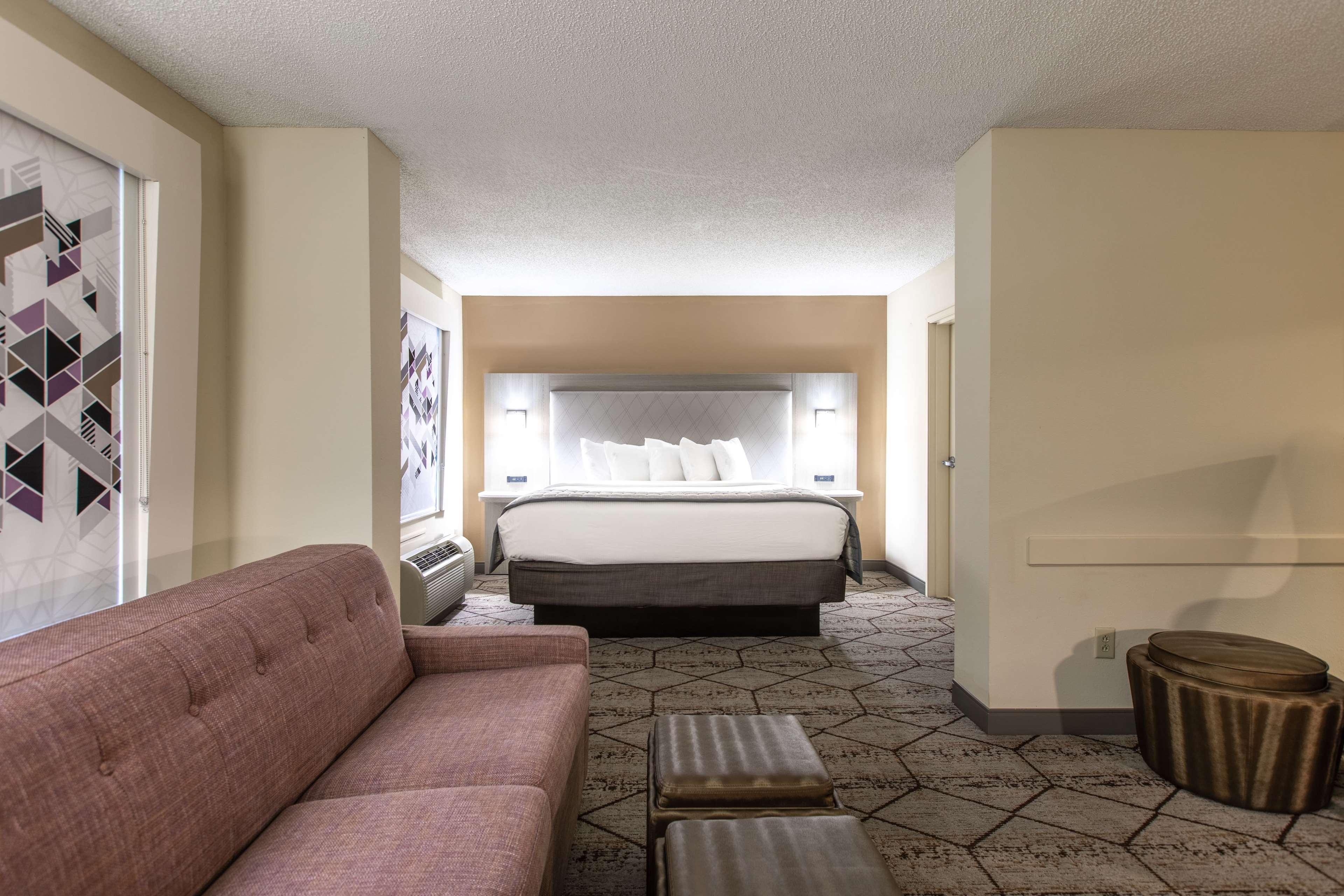 วินเกท บาย วินด์แฮม ชาร์ลอต สปีดเวย์/คอนคอร์ด Hotel คองคอร์ด ภายนอก รูปภาพ